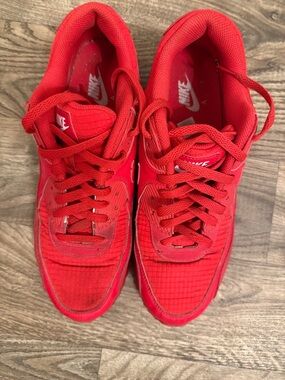Nike Red Low-Top Lace-Up Sneakers